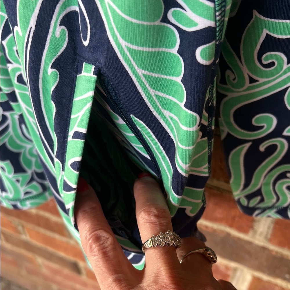 Talbots Green and navy Paisley top - Picture 4 of 4
